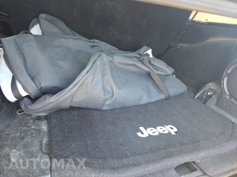 2014 Jeep Wrangler Unlimited Sport - miniatura 16