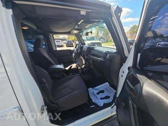 2014 Jeep Wrangler Unlimited Sport - miniatura 18