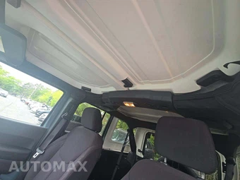 2014 Jeep Wrangler Unlimited Sport - miniatura 8