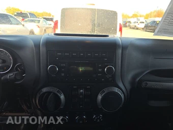 2014 Jeep Wrangler Unlimited Sport - miniatura 11