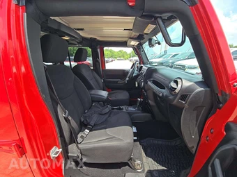 2014 Jeep Wrangler Unlimited Sport - miniatura 15