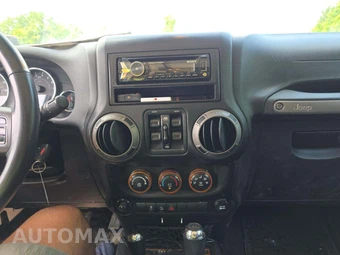 2014 Jeep Wrangler Unlimited Sport - miniatura 10
