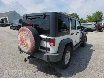2014 Jeep Wrangler Unlimited Sport - miniatura 3