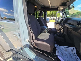 2014 Jeep Wrangler Unlimited Sport - miniatura 15