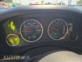 2014 Jeep Wrangler Unlimited Sport - miniatura 6