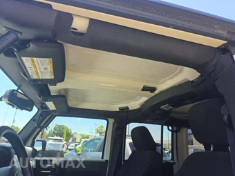 2014 Jeep Wrangler Unlimited Sport - miniatura 11