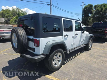 2014 Jeep Wrangler Unlimited Sport - miniatura 3