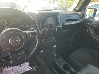 2014 Jeep Wrangler Unlimited Sport - miniatura 11