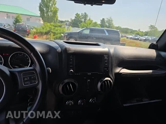 2014 Jeep Wrangler Unlimited Sport - miniatura 14