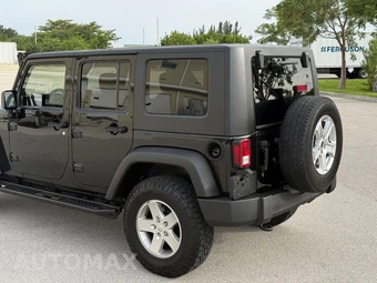 2014 Jeep Wrangler Unlimited Sport - miniatura 28