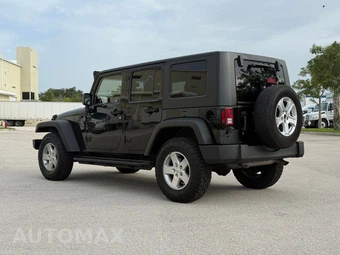 2014 Jeep Wrangler Unlimited Sport - miniatura 3