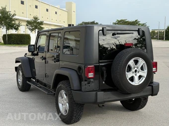 2014 Jeep Wrangler Unlimited Sport - miniatura 30