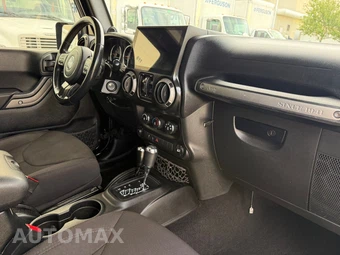 2014 Jeep Wrangler Unlimited Sport - miniatura 65