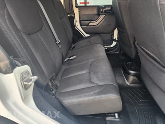 2014 Jeep Wrangler Unlimited Sport - miniatura 32