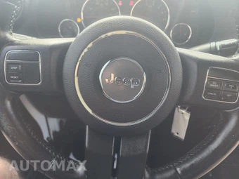 2014 Jeep Wrangler Unlimited Sport - miniatura 34