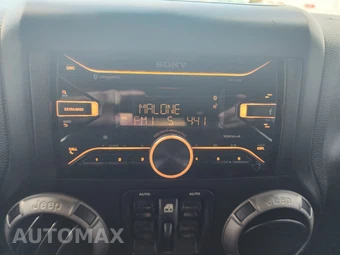 2014 Jeep Wrangler Unlimited Sport - miniatura 42