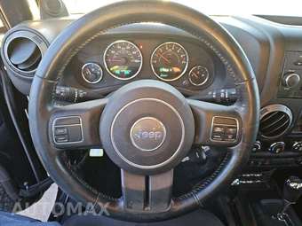 2014 Jeep Wrangler Unlimited Sport - miniatura 10
