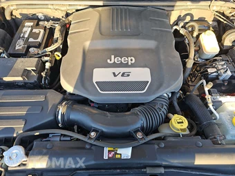 2014 Jeep Wrangler Unlimited Sport - miniatura 15