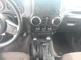 2014 Jeep Wrangler Unlimited Sport - miniatura 16