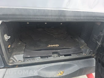 2014 Jeep Wrangler Unlimited Sport - miniatura 22