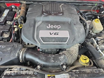 2014 Jeep Wrangler Unlimited Sport - miniatura 12