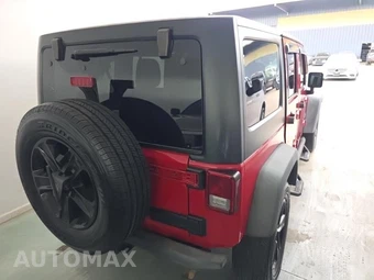 2014 Jeep Wrangler Unlimited Sport - miniatura 4