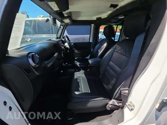 2014 Jeep Wrangler Unlimited Sport RHD - miniatura 18
