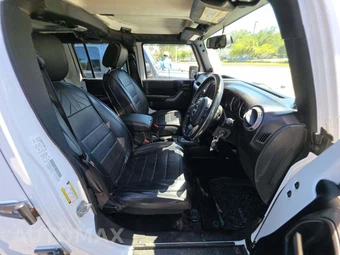 2014 Jeep Wrangler Unlimited Sport RHD - miniatura 6