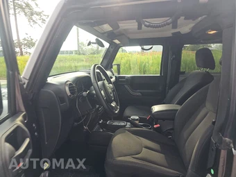 2014 Jeep Wrangler Willys Wheeler Edition - miniatura 7