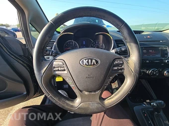 2014 Kia Forte EX Hatchback - miniatura 10