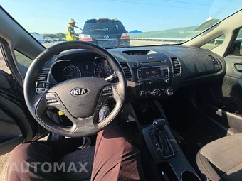 2014 Kia Forte EX Hatchback - miniatura 11