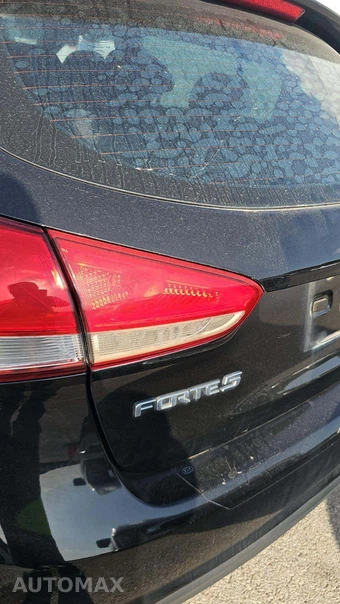 2014 Kia Forte EX Hatchback - miniatura 33