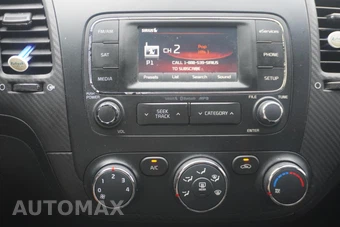2014 Kia Forte EX Hatchback - miniatura 25