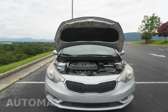 2014 Kia Forte EX Hatchback - miniatura 35