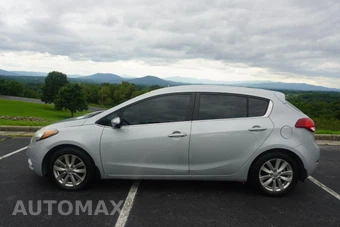 2014 Kia Forte EX Hatchback - miniatura 4