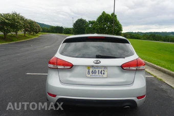 2014 Kia Forte EX Hatchback - miniatura 6