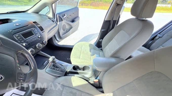 2014 Kia Forte LX A6 - miniatura 12