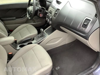 2014 Kia Forte LX Sedan - miniatura 27