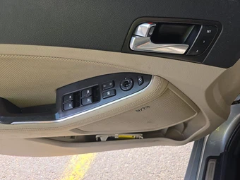 2014 Kia Optima Hybrid EX – miniatura 9