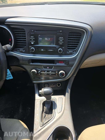 2014 Kia Optima LX – miniatura 10