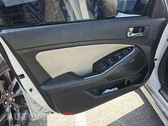 2014 Kia Optima SXL – miniatura 9
