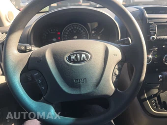 2014 Kia Sedona LX 118.9" WB - miniatura 10