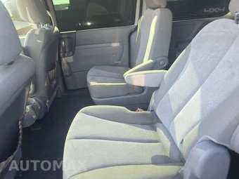 2014 Kia Sedona LX 118.9" WB - miniatura 13