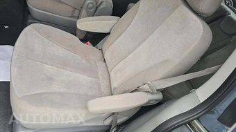 2014 Kia Sedona LX 118.9" WB – miniatura 28
