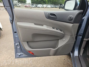 2014 Kia Sedona LX 118.9" WB – miniatura 9