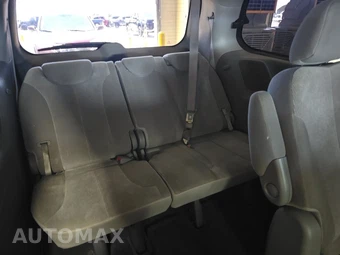 2014 Kia Sedona LX 118.9" WB – miniatura 14
