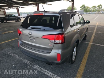 2014 Kia Sorento LX – miniatura 4