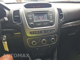 2014 Kia Sorento LX – miniatura 10