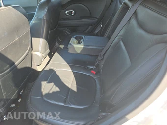 2014 Kia Soul - miniatura 13