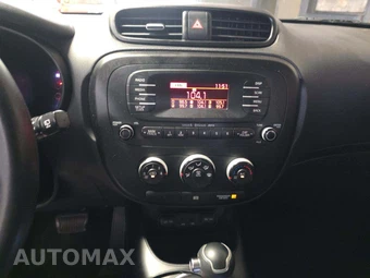 2014 Kia Soul – miniatura 10